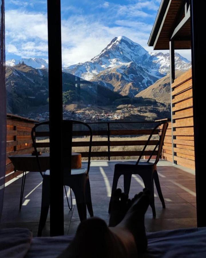 Capra Hotel Kazbegi エクステリア 写真